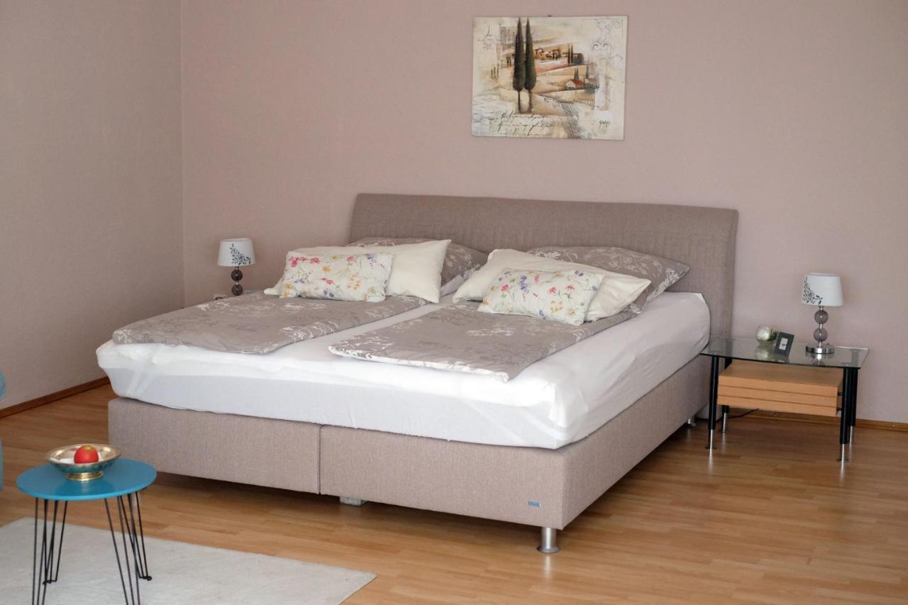 Ferienwohnung Heinzelmann バーデン＝バーデン エクステリア 写真