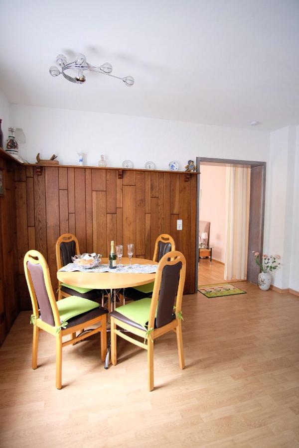 Ferienwohnung Heinzelmann バーデン＝バーデン エクステリア 写真